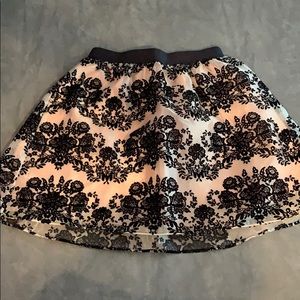 Brand new floral skirt 🌸